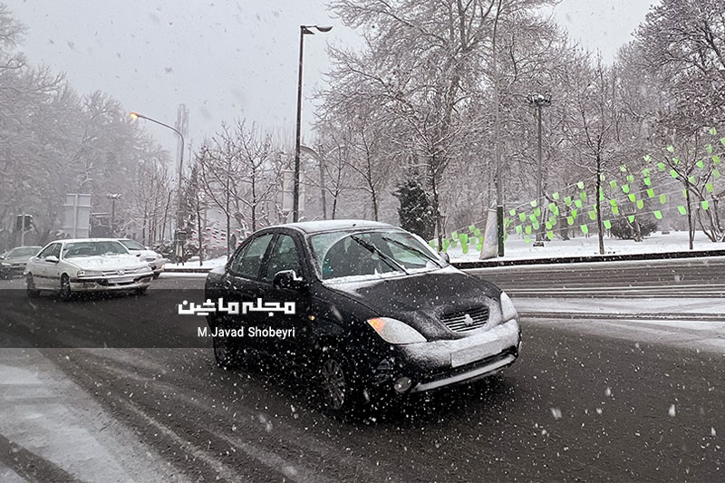 Snow and cars in Tehran 1