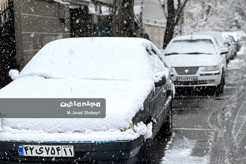 Snow and cars in Tehran 10