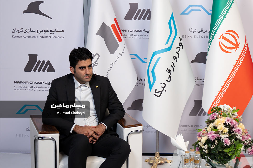 دمشقی عضو هیئت مدیره نبکا در نشست خبری قبل از رونمایی خودروی برقی اسکای ول ایی‌تی‌5