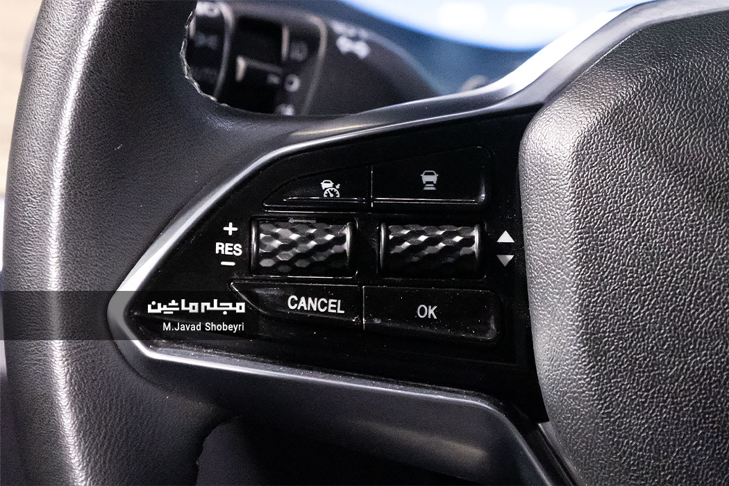 کلیدهای کروز کنترل در خودروی برقی اسکا ول ایی‌تی5