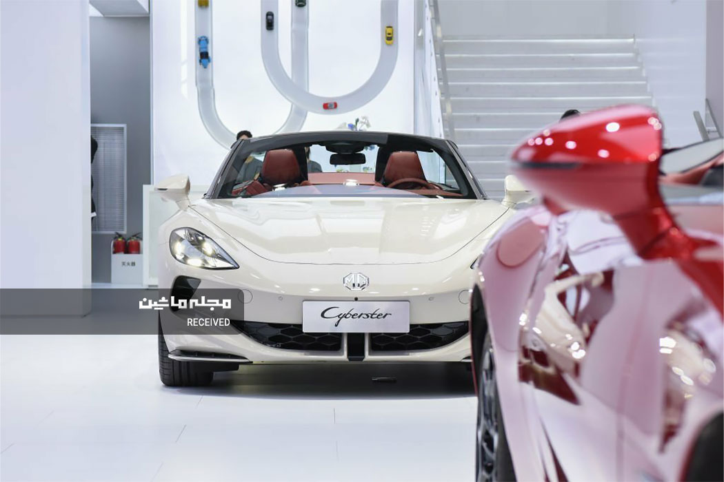 خودروی اسپرت برقی ام‌جی سایبرستر در نمایشگاه خودرو گوانگژو 2023