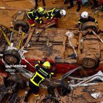 خسارت سنگین به خودروها بعد از سیل اسپانیا