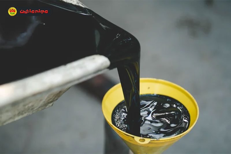 چهار باور غلط در مورد روغن موتور که باید بدانید روغن تیره یعنی روغن کثیف و نیاز به تعویض فوری