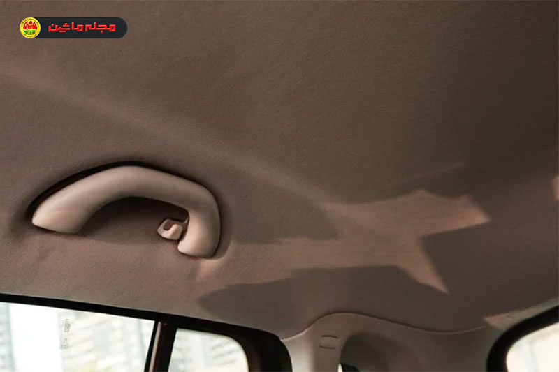 چگونه کثیفی‌ها و لکه‌های قدیمی سقف خودرو را تمیز کنیم؟