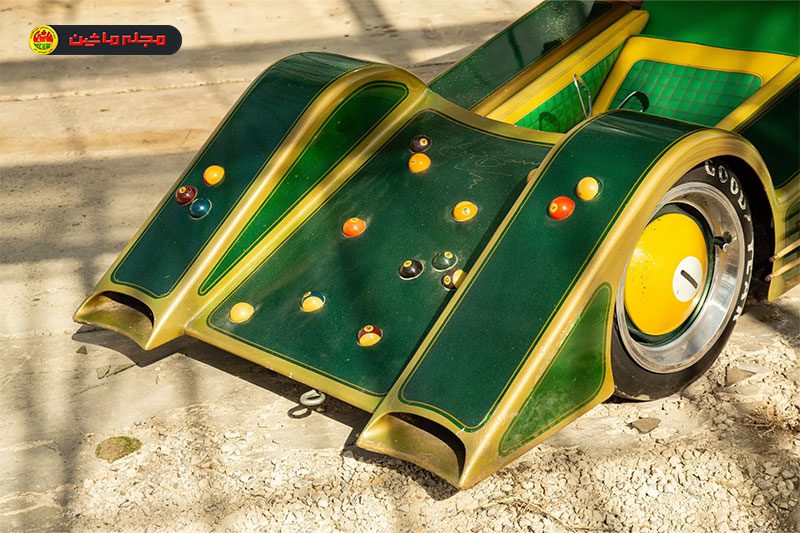 هات‌راد عجیب با میز بیلیارد و موتور همی