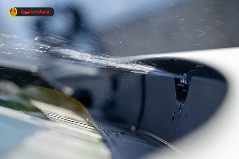 چرا انتخاب مایع شیشه‌شوی مناسب برای خودرو حیاتی است؟
