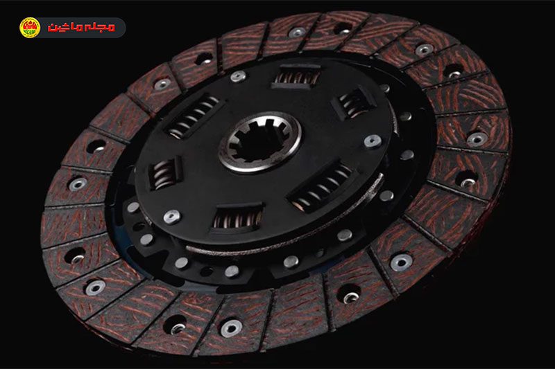 کلاچ تر در برابر کلاچ خشک: تفاوتها، مزایا و کاربردها کلاچ تر در برابر کلاچ خشک