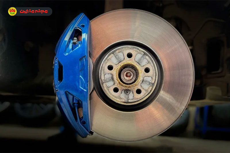 آیا هنگام تعویض دیسک ترمز باید کالیپر ترمز را هم عوض کنیم؟