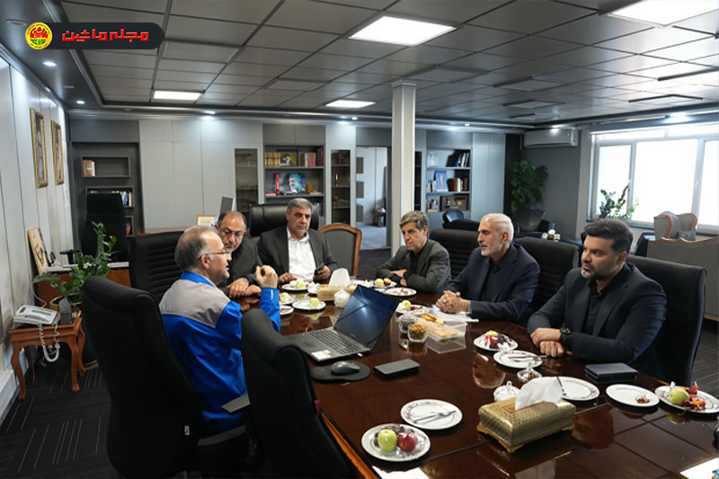 بازدید نمایندگان مجلس از ایران‌خودرو